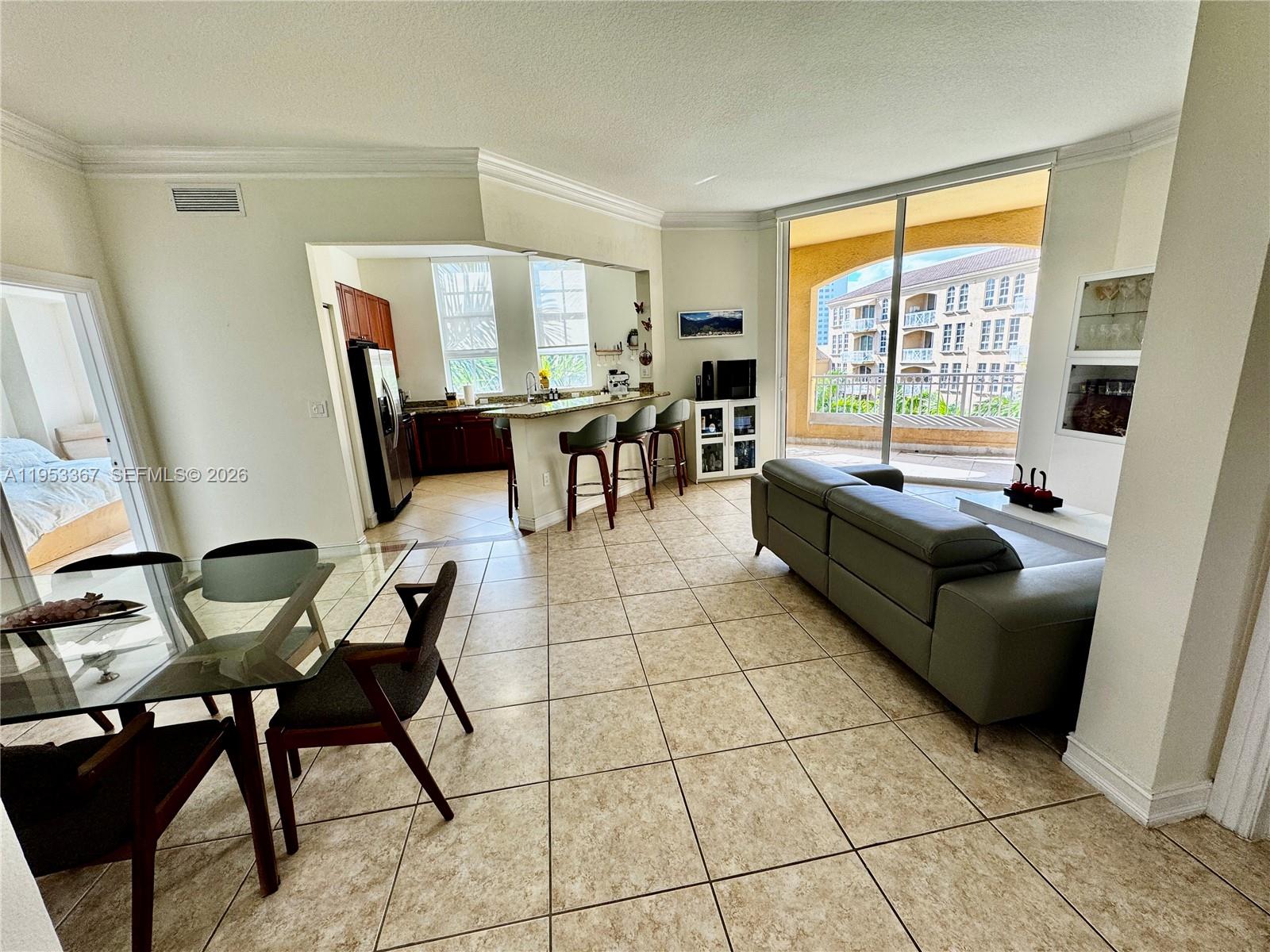 3001 NE 185th St #514, Aventura FL 33180