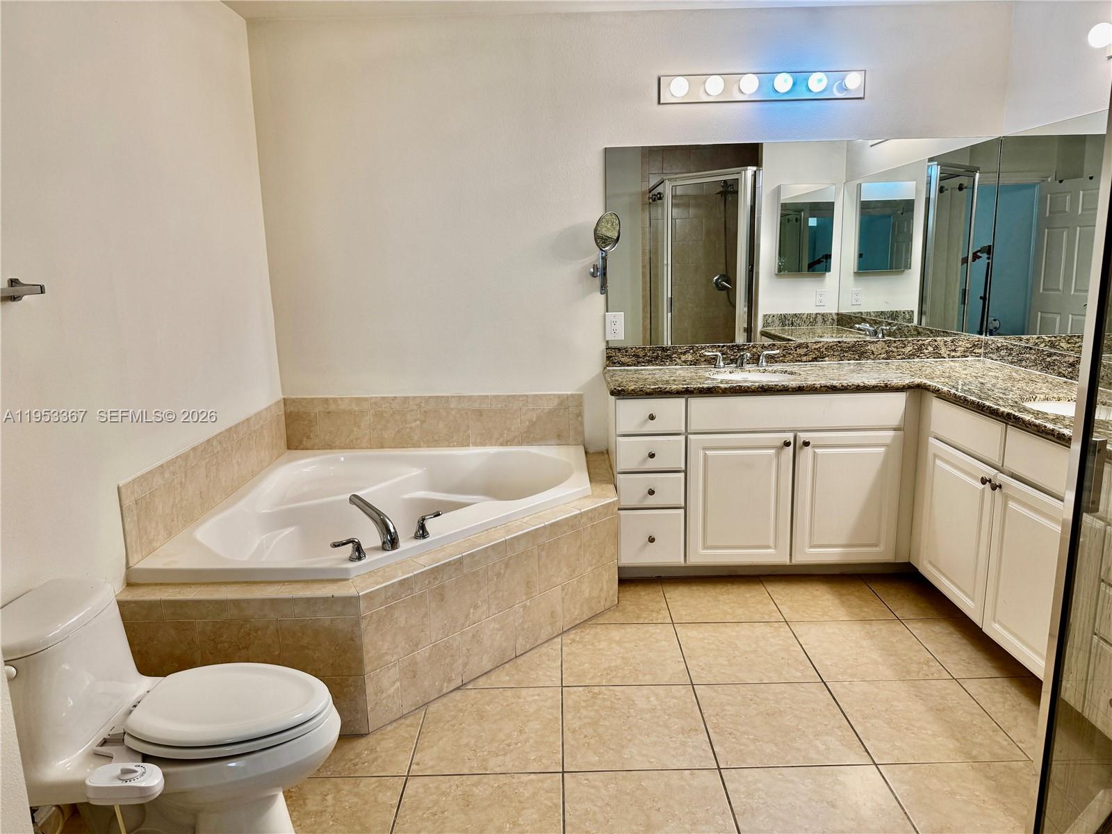 3001 NE 185th St #514, Aventura FL 33180