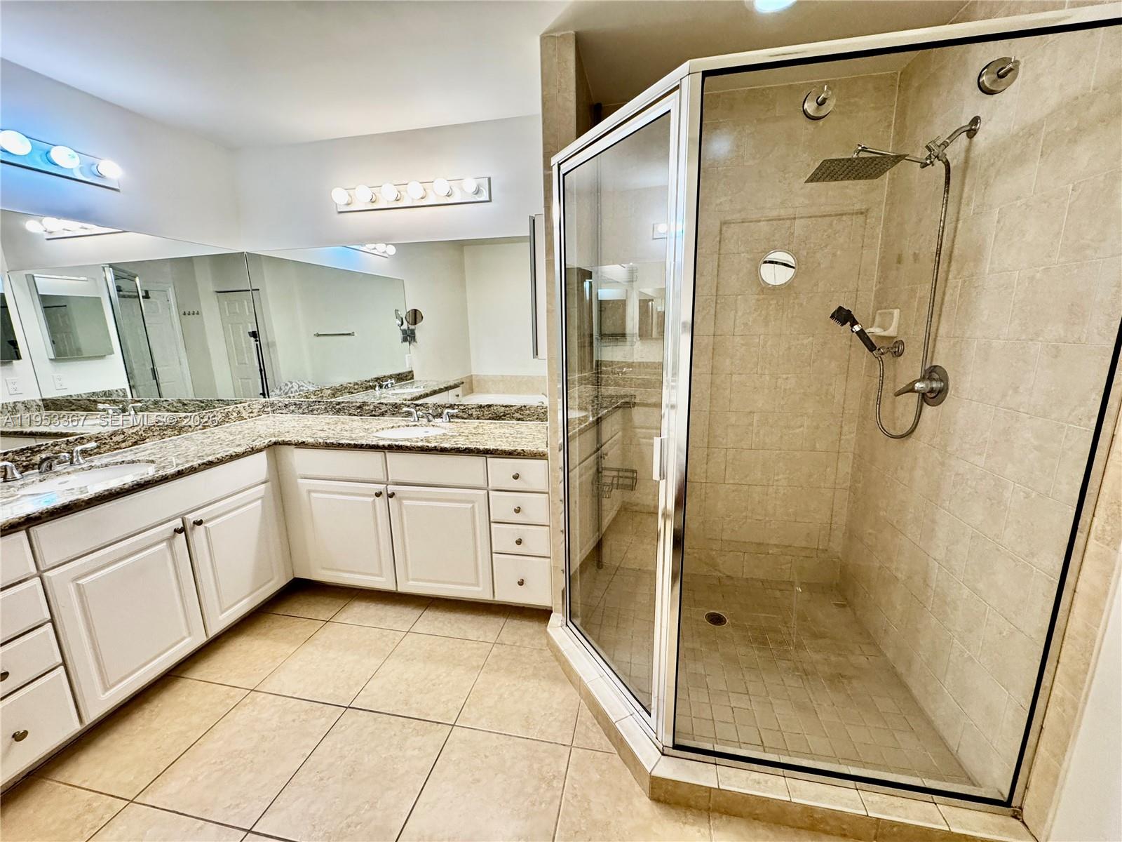 3001 NE 185th St #514, Aventura FL 33180