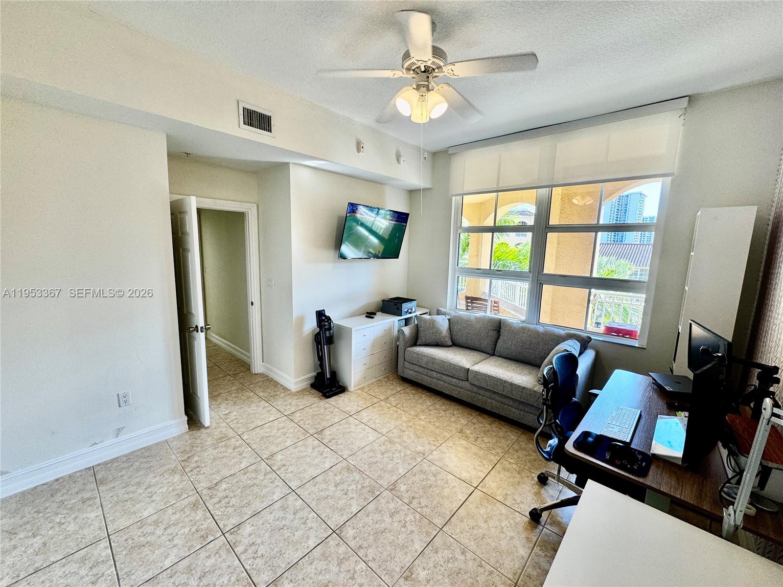 3001 NE 185th St #514, Aventura FL 33180