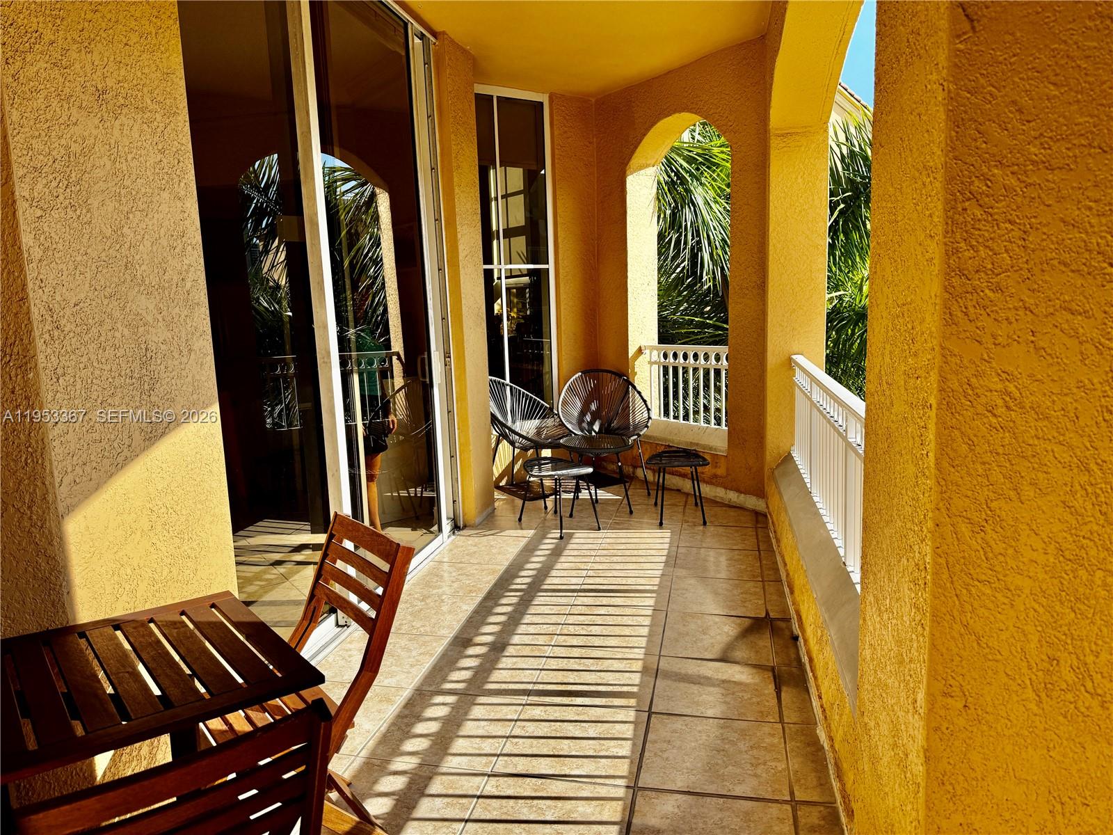 3001 NE 185th St #514, Aventura FL 33180
