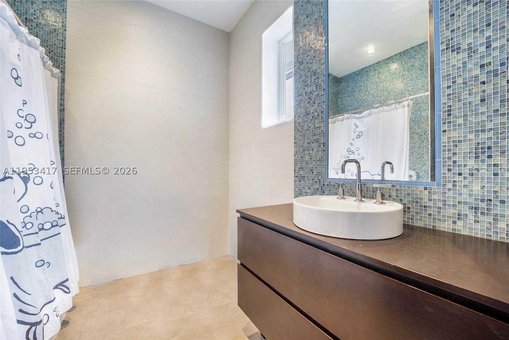 6900 Barquera St, Coral Gables FL 33146