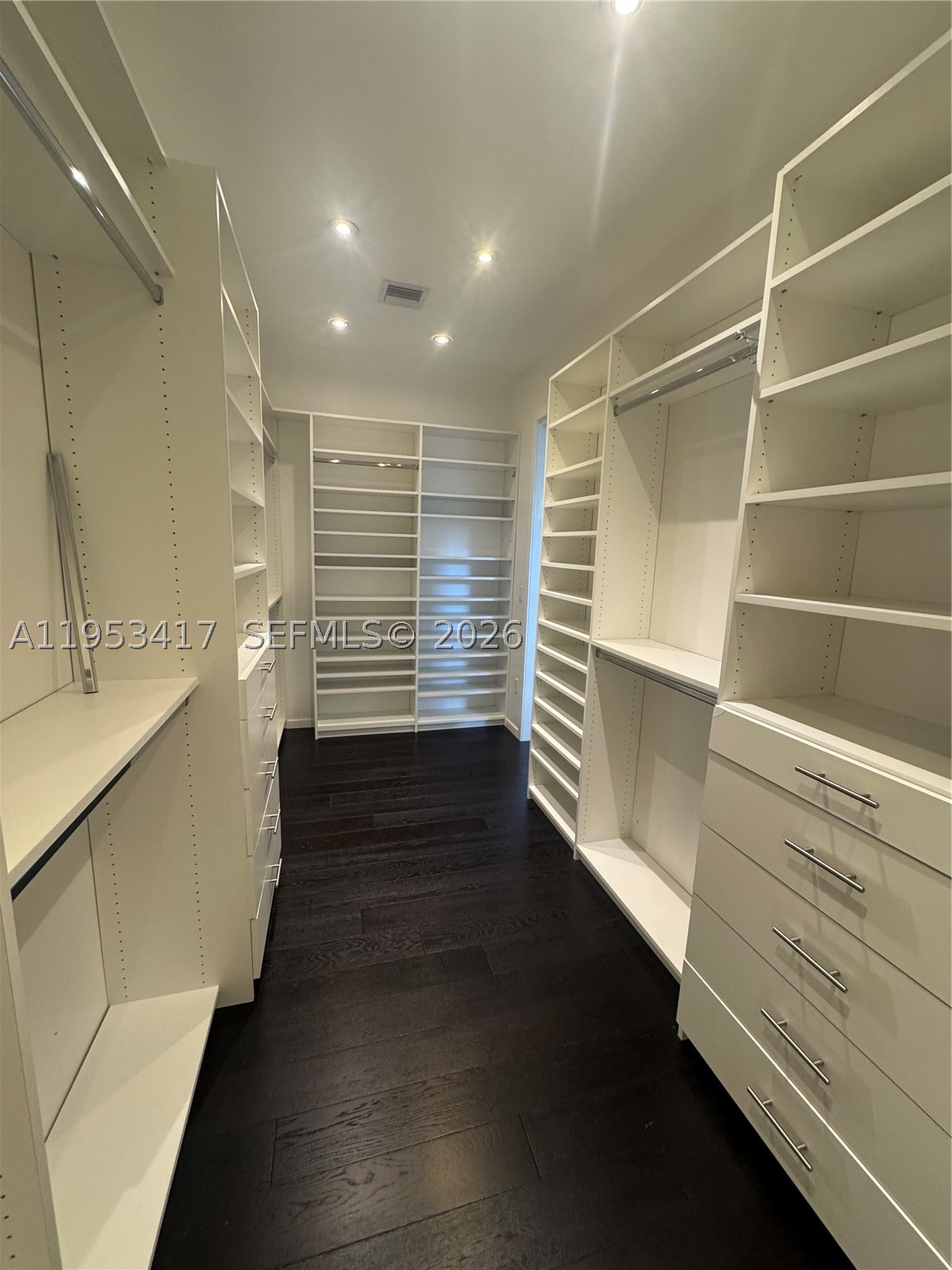 6900 Barquera St, Coral Gables FL 33146