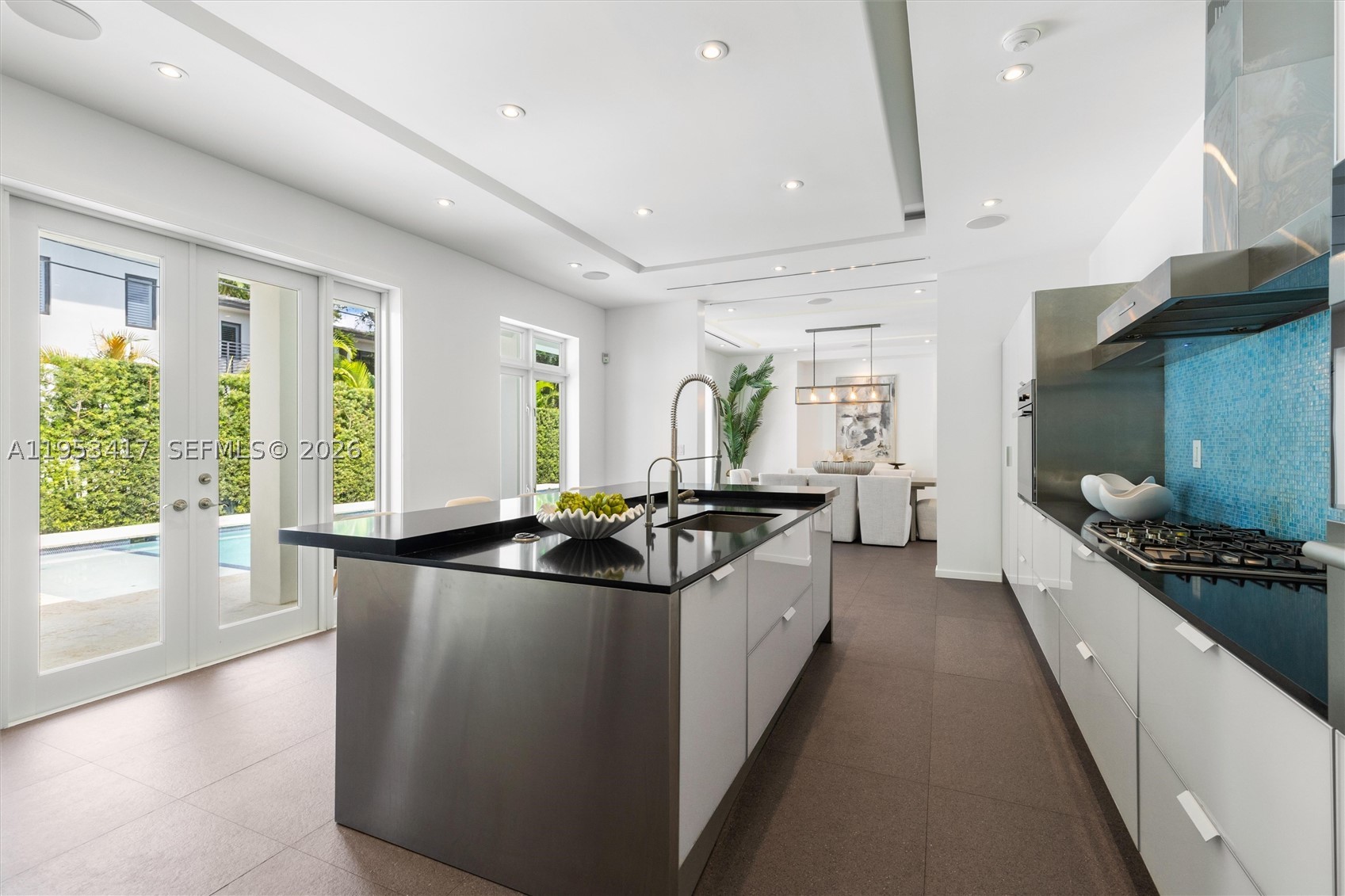 6900 Barquera St, Coral Gables FL 33146