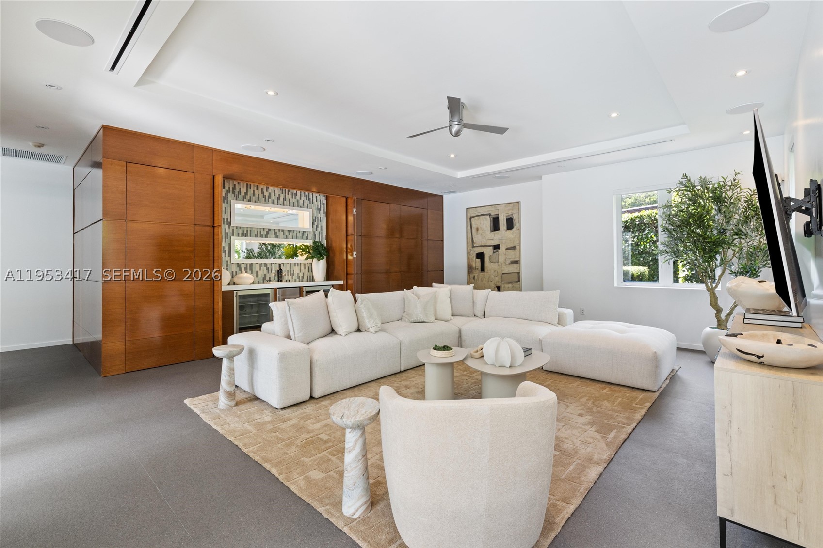6900 Barquera St, Coral Gables FL 33146