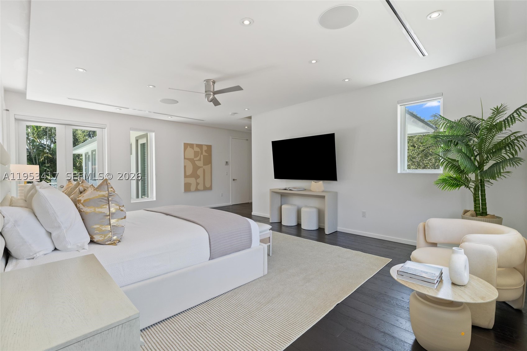 6900 Barquera St, Coral Gables FL 33146
