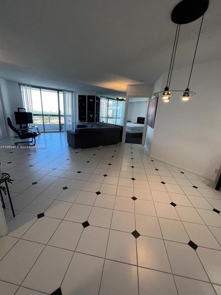 3530 Mystic Pointe Dr #1708, Aventura FL 33180