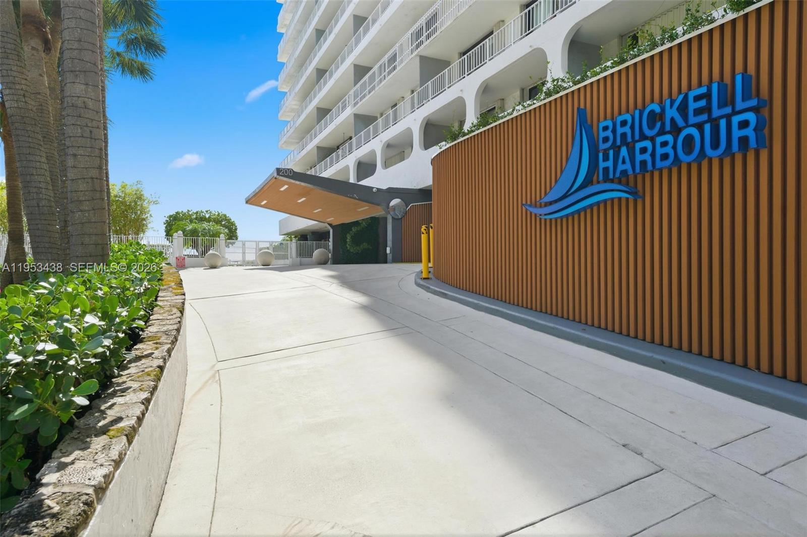 200 SE 15th Rd #11H, Miami FL 33129