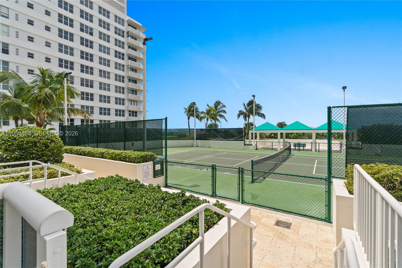 4775 Collins Ave #507, Miami Beach FL 33140