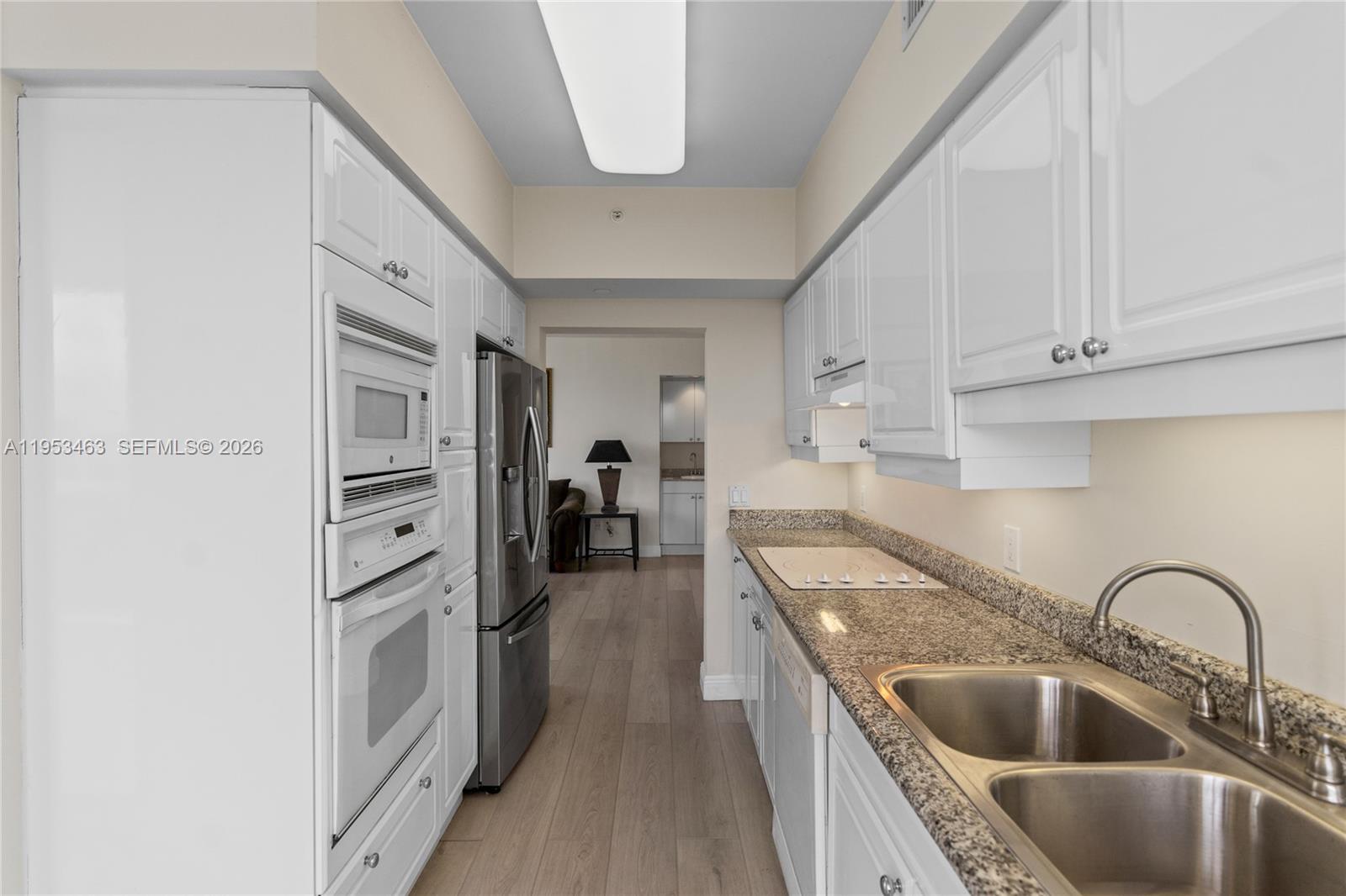 4775 Collins Ave #507, Miami Beach FL 33140