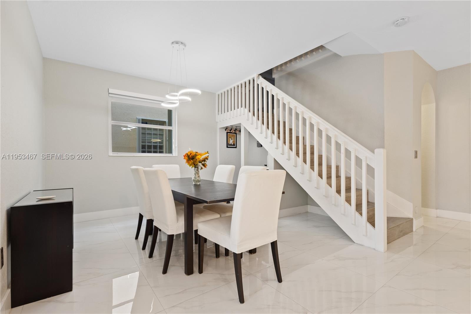11287 NW 43rd Ter, Doral FL 33178