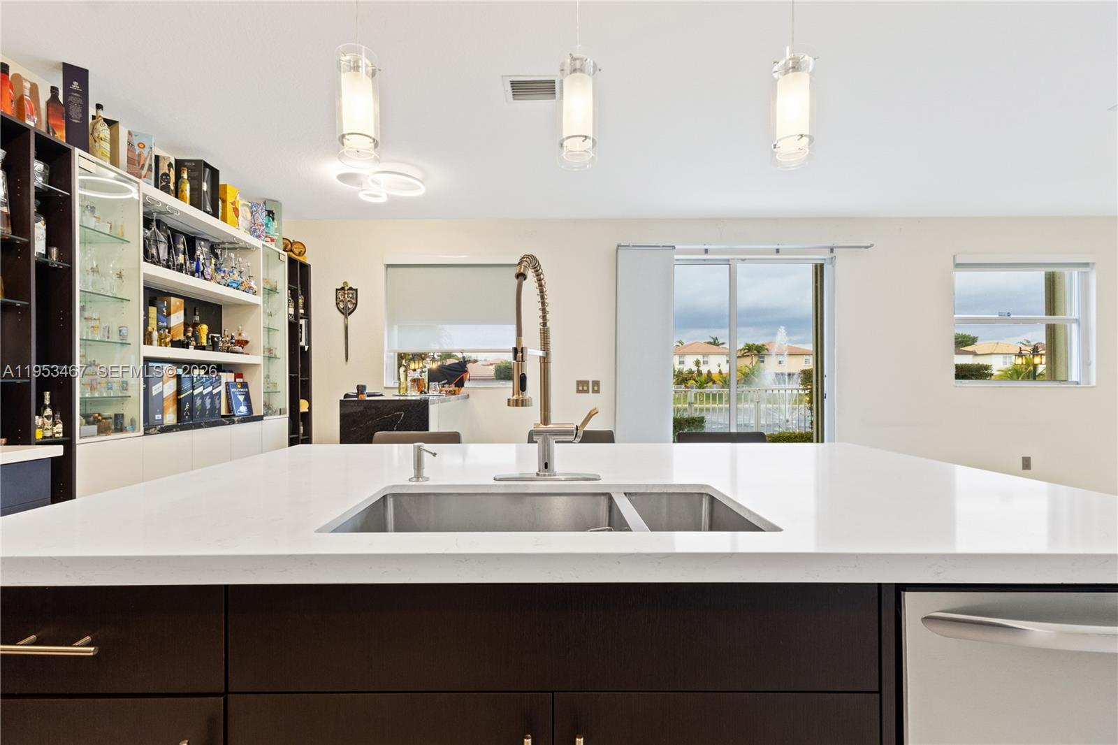 11287 NW 43rd Ter, Doral FL 33178