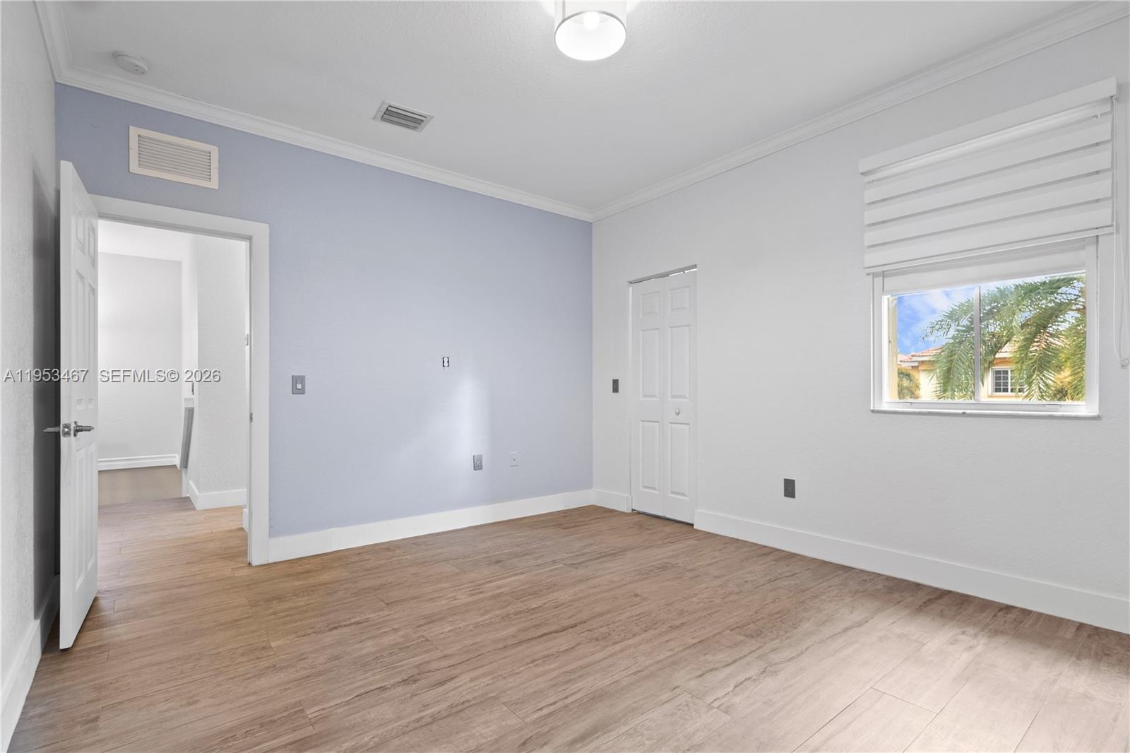 11287 NW 43rd Ter, Doral FL 33178
