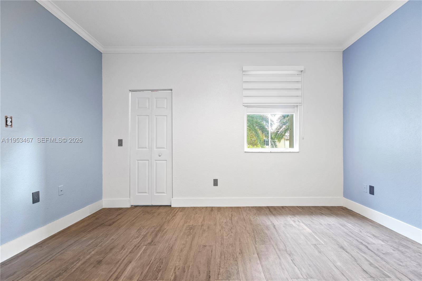 11287 NW 43rd Ter, Doral FL 33178