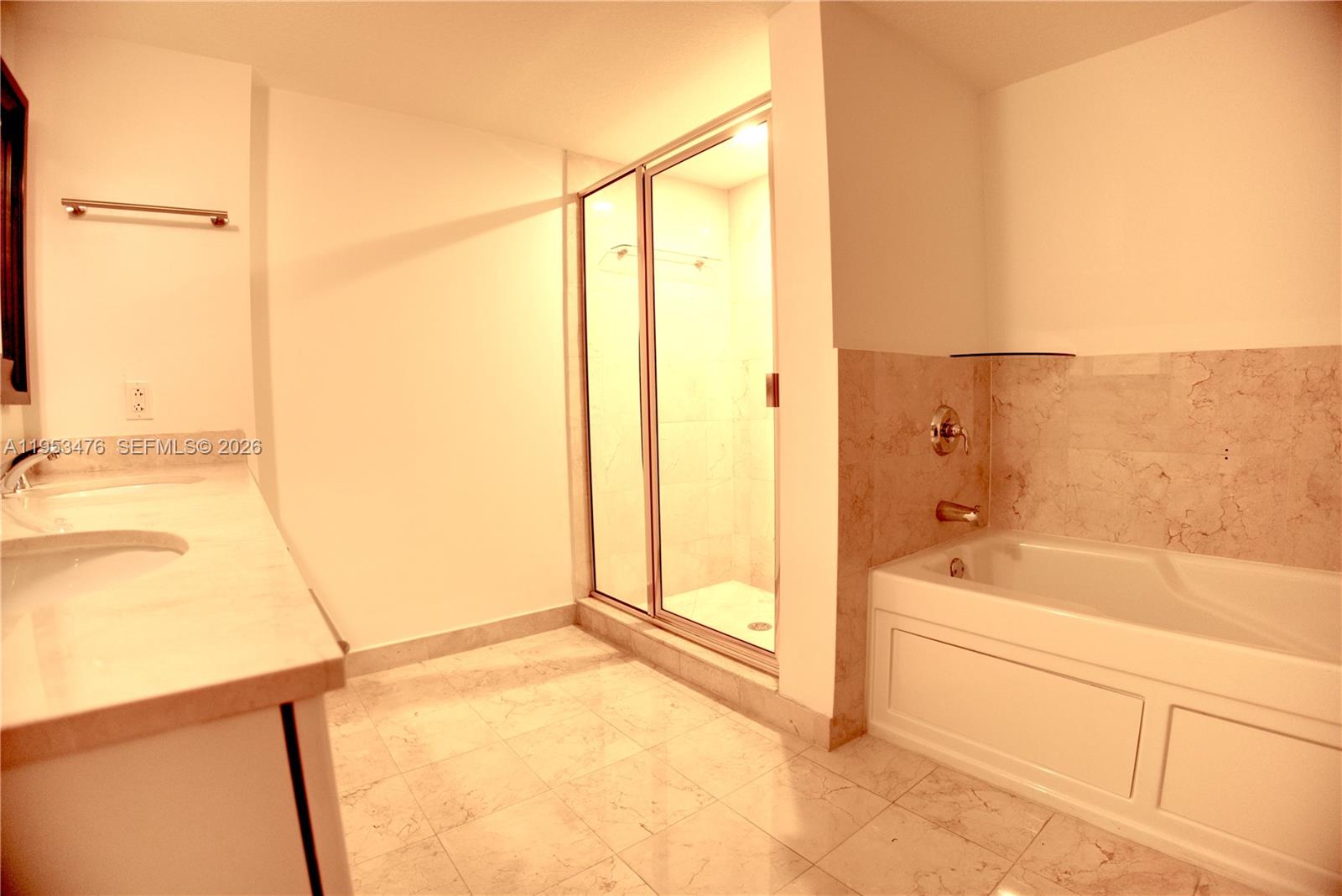 1800 N Bayshore Dr #911, Miami FL 33132