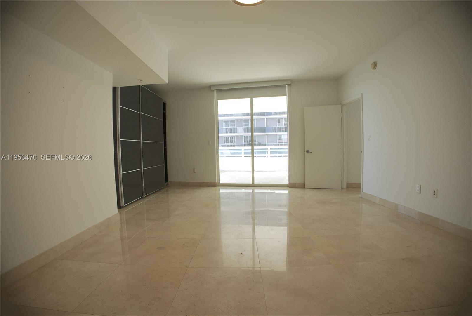 1800 N Bayshore Dr #911, Miami FL 33132