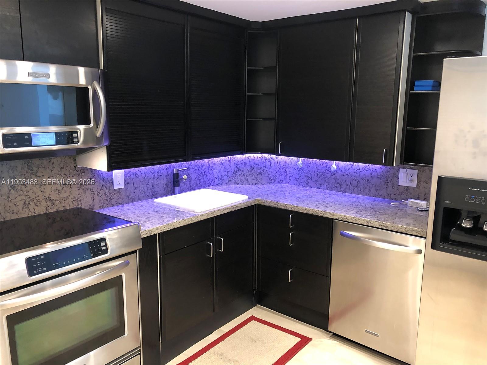 2333 Brickell Ave #2609, Miami FL 33129