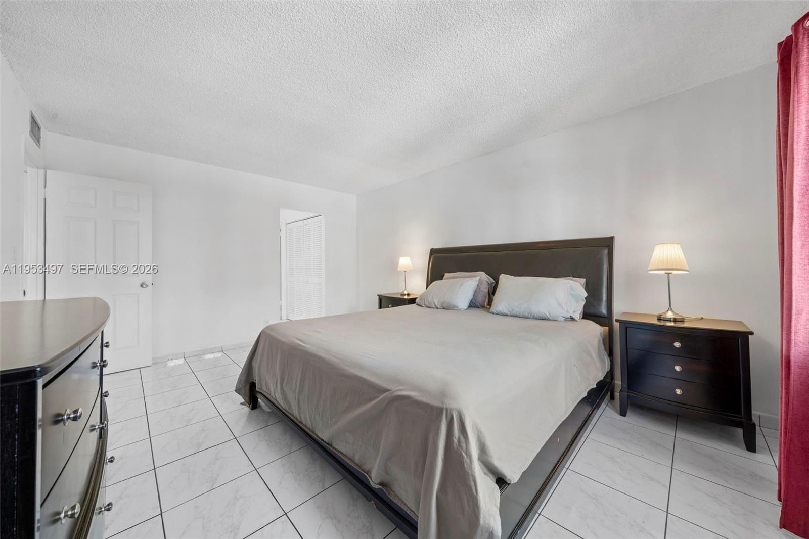 401 Golden Isles Dr #304, Hallandale Beach FL 33009