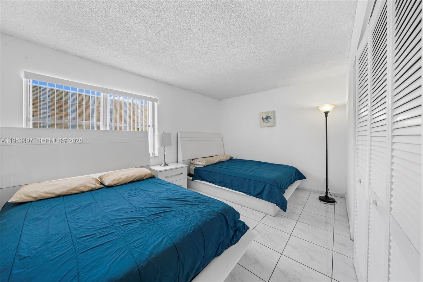 401 Golden Isles Dr #304, Hallandale Beach FL 33009