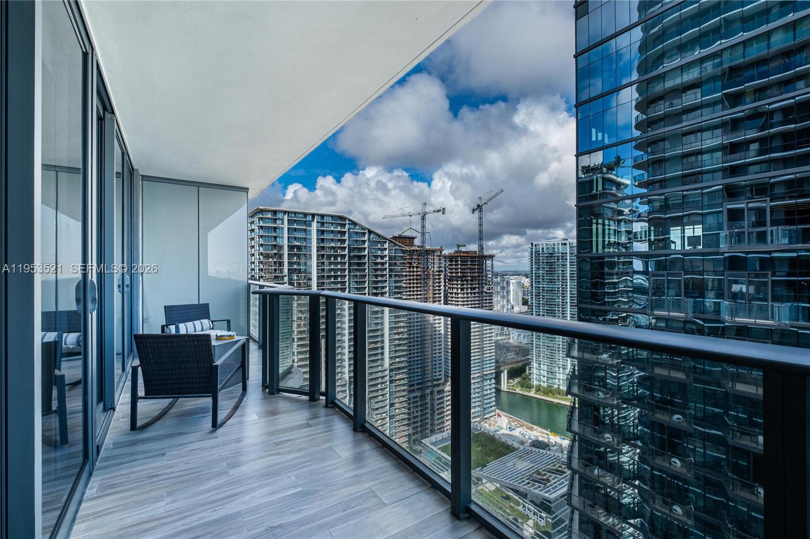 801 S Miami Ave #4207, Miami FL 33130