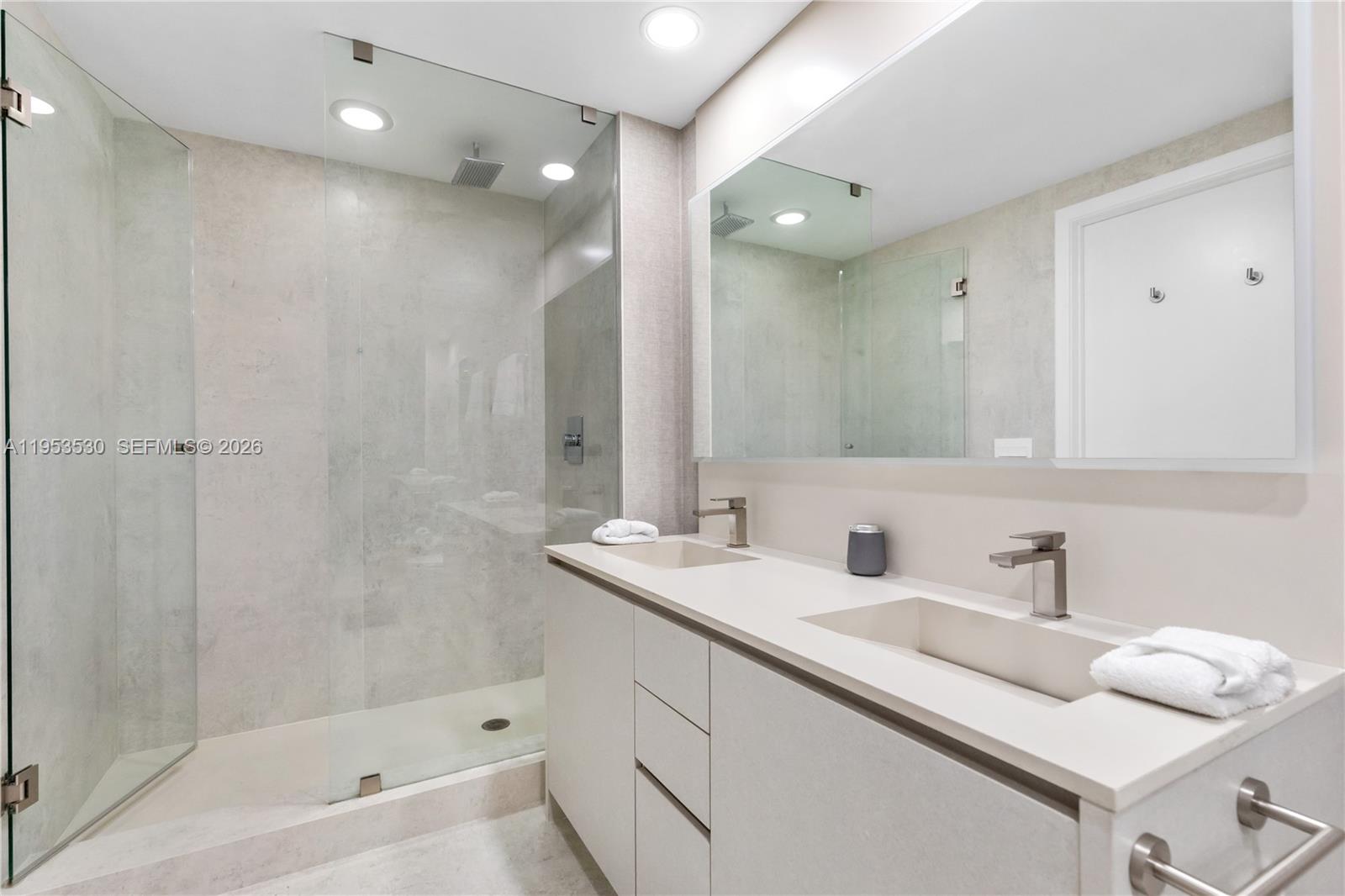 1010 Brickell Ave #1701, Miami FL 33131