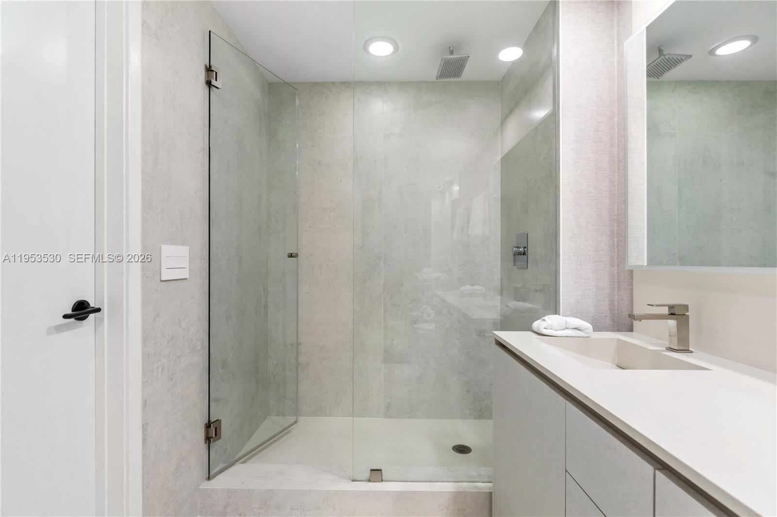 1010 Brickell Ave #1701, Miami FL 33131