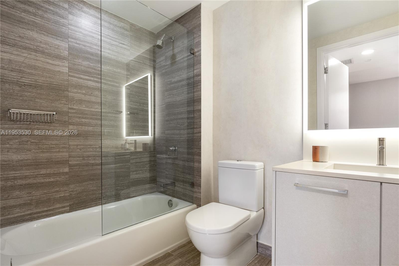 1010 Brickell Ave #1701, Miami FL 33131
