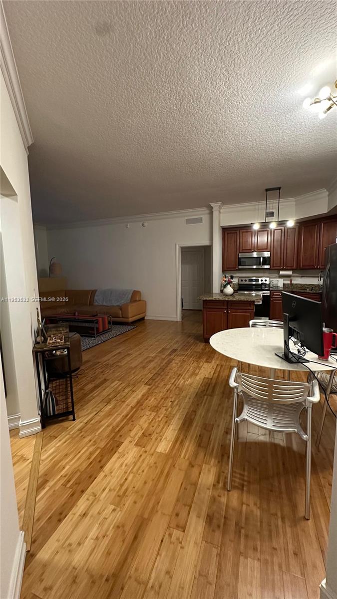 3001 NE 185th St #119, Aventura FL 33180