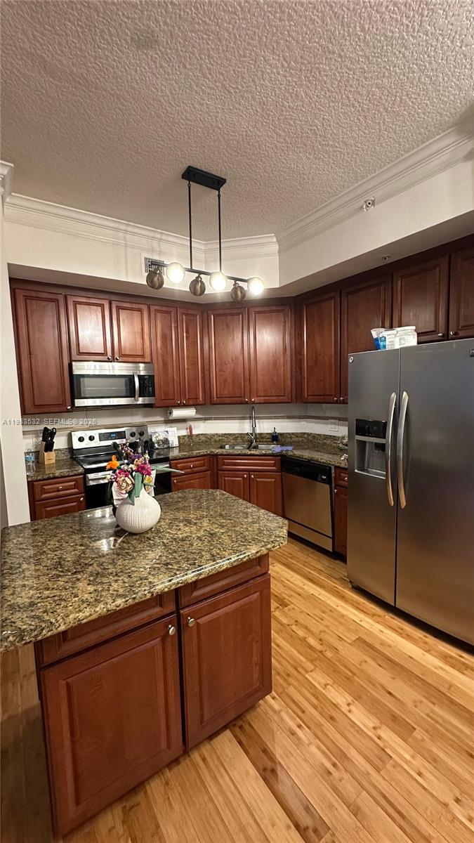 3001 NE 185th St #119, Aventura FL 33180