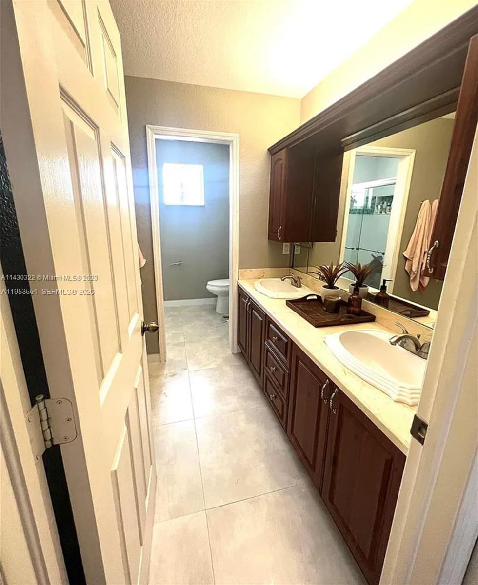 9455 NW 114th Ln #8, Hialeah Gardens FL 33018