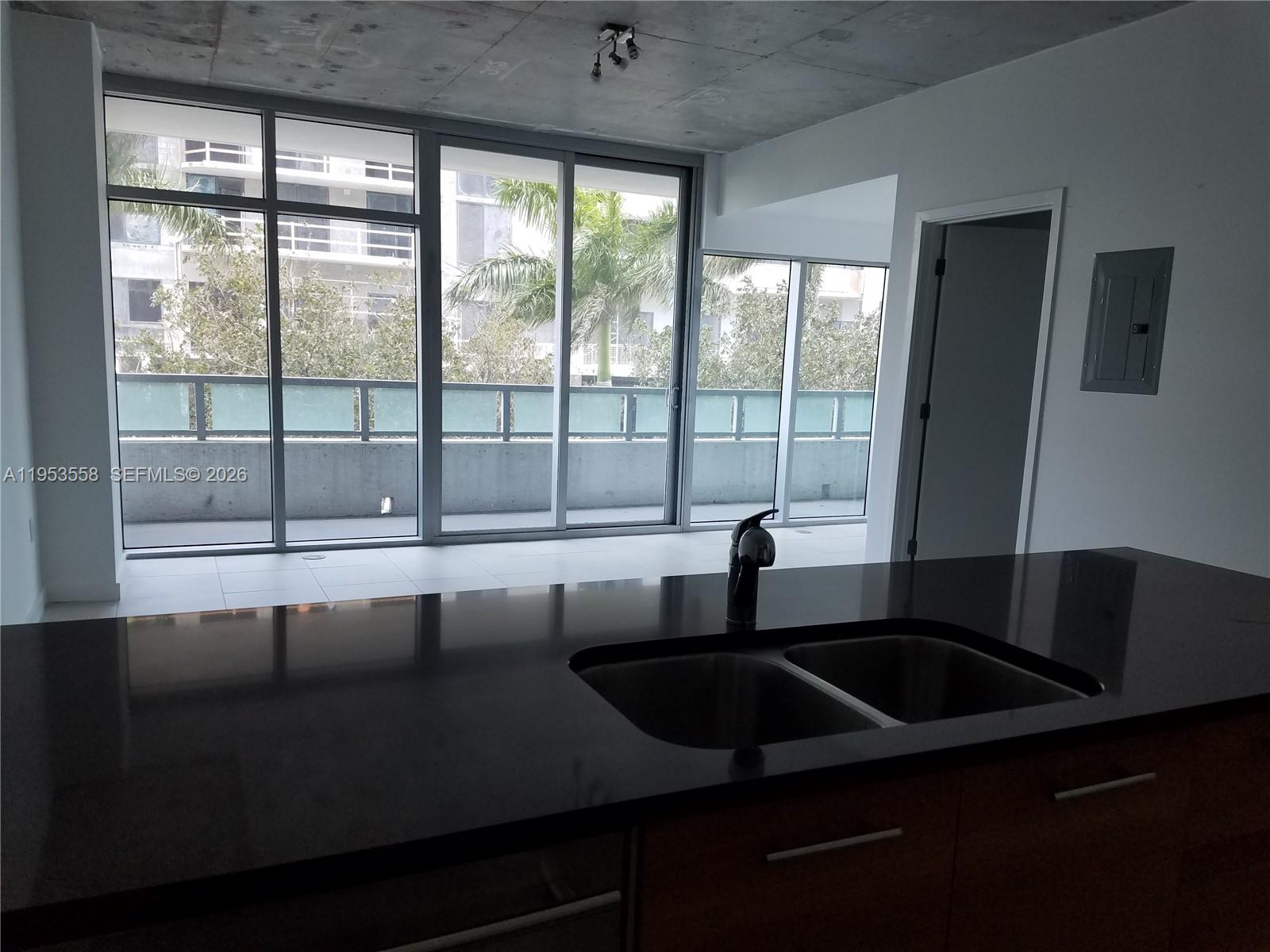 Miami FL 33137 - A11953558