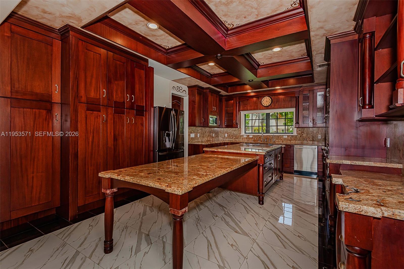 674 Ocean Blvd, Golden Beach FL 33160