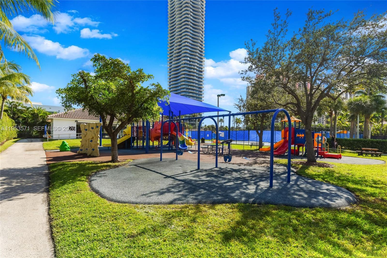 674 Ocean Blvd, Golden Beach FL 33160
