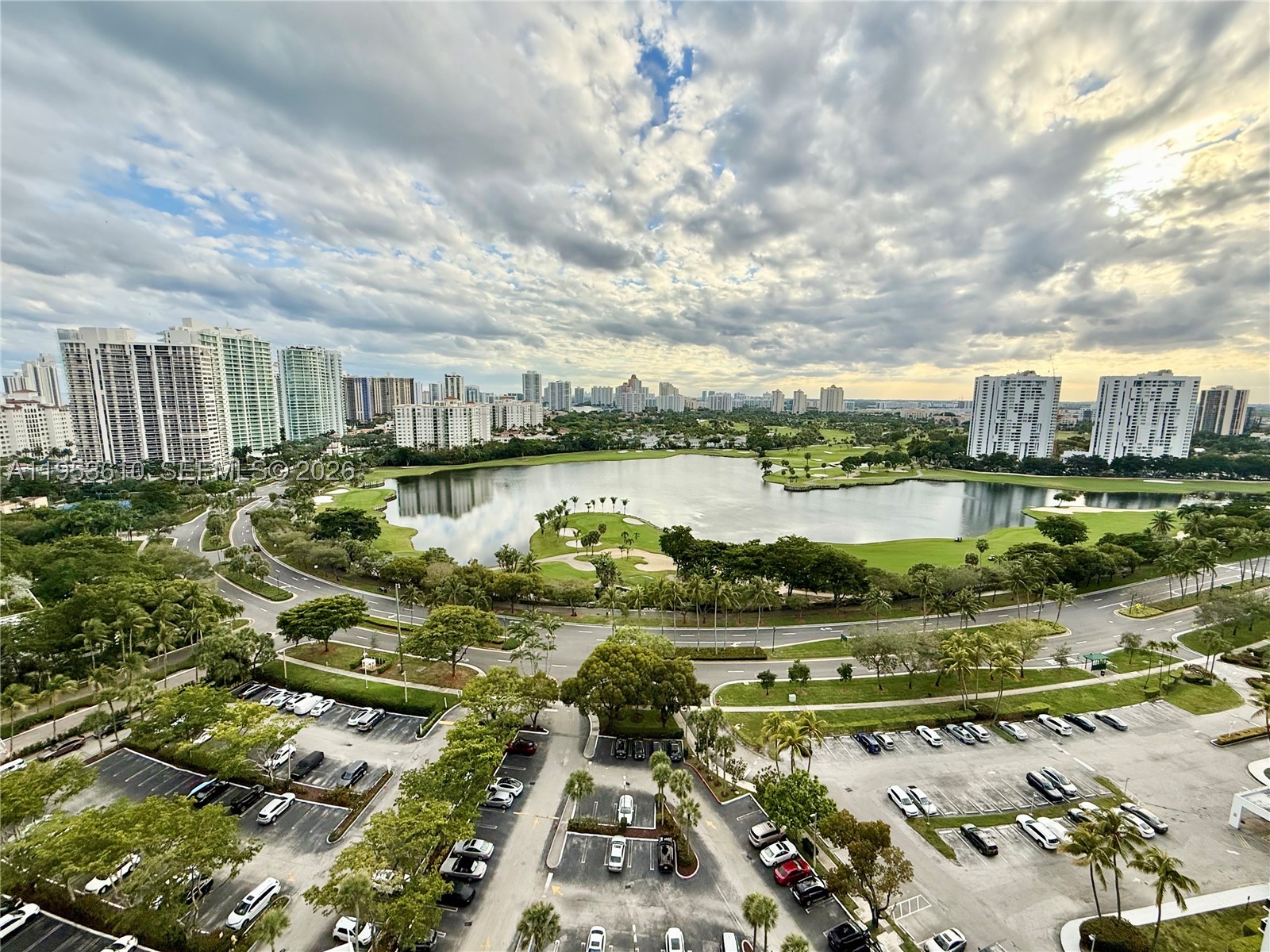 3701 N Country Club Dr #2205, Aventura FL 33180