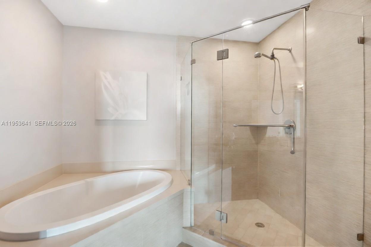 7930 East Dr #1505, North Bay Village FL 33141