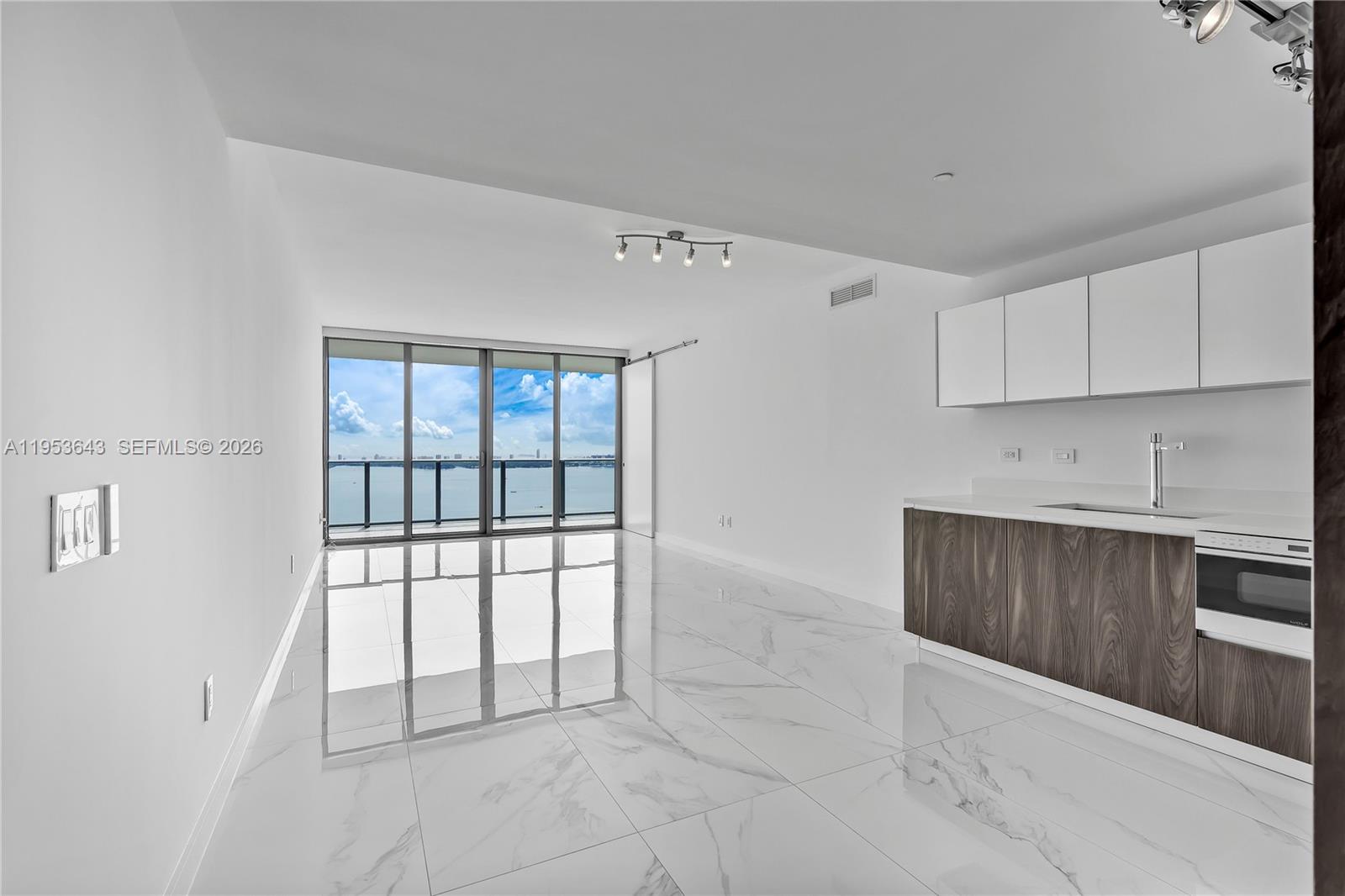 3131 NE 7th Ave #3704, Miami FL 33137