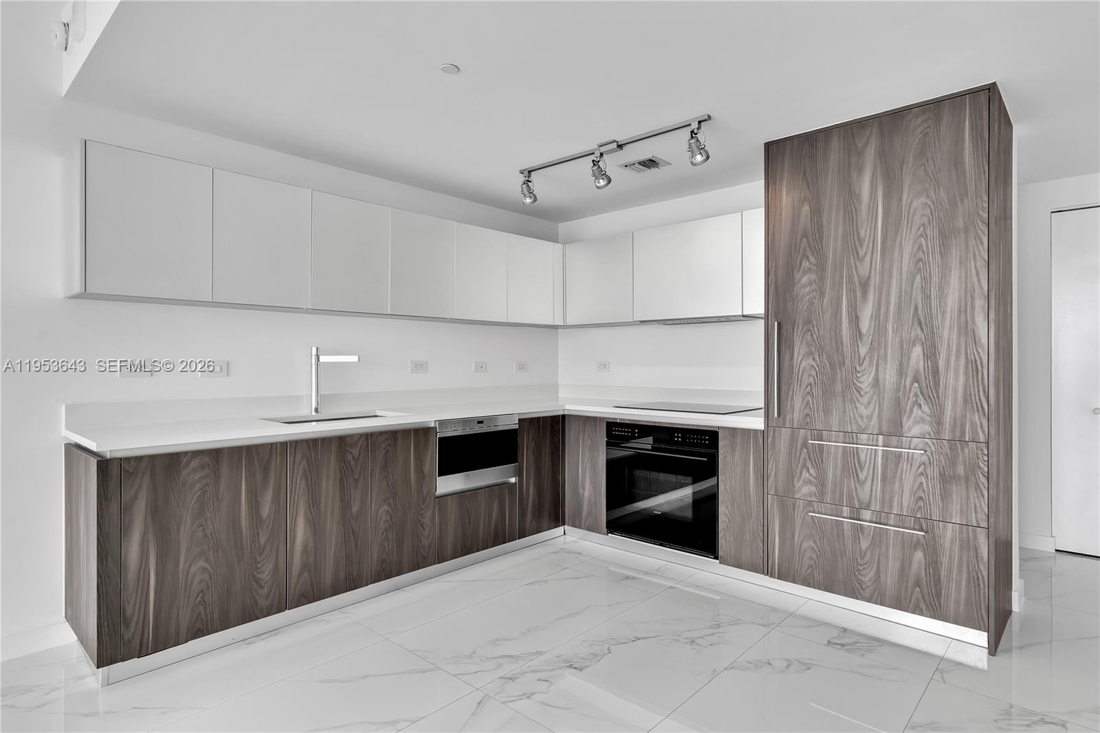 3131 NE 7th Ave #3704, Miami FL 33137
