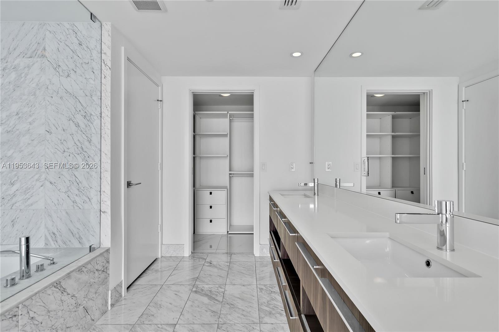 3131 NE 7th Ave #3704, Miami FL 33137