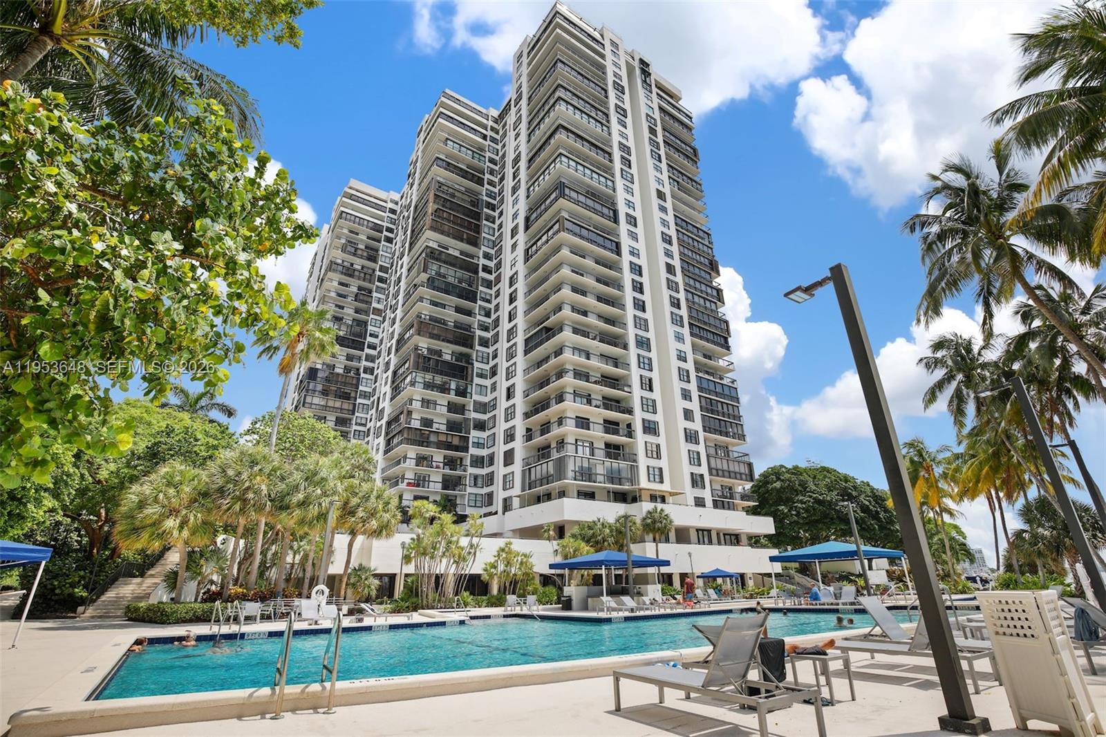 2333 Brickell Ave #2710, Miami FL 33129