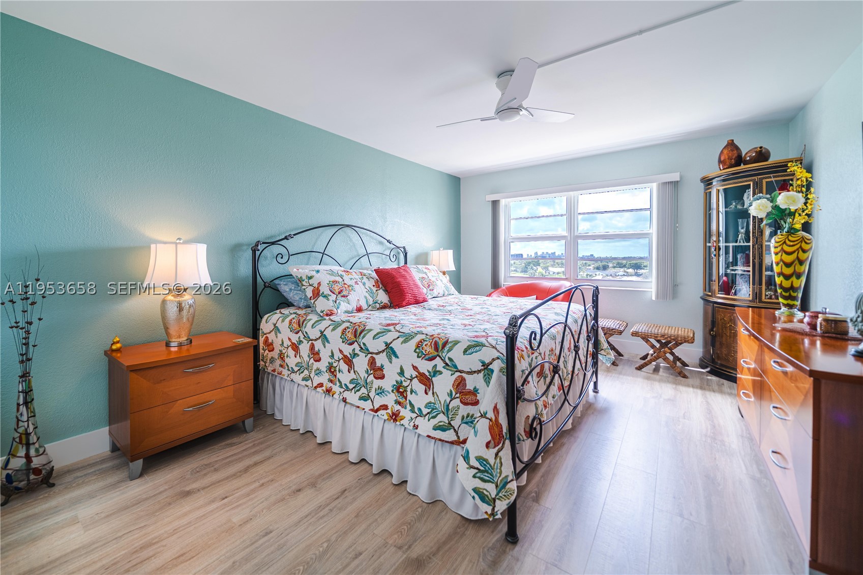 2500 NE 48th Ln #607, Fort Lauderdale FL 33308