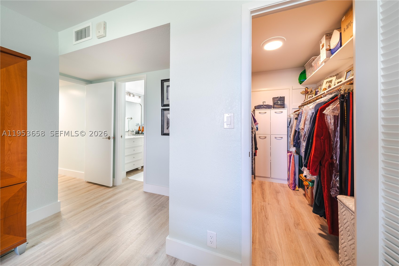 2500 NE 48th Ln #607, Fort Lauderdale FL 33308