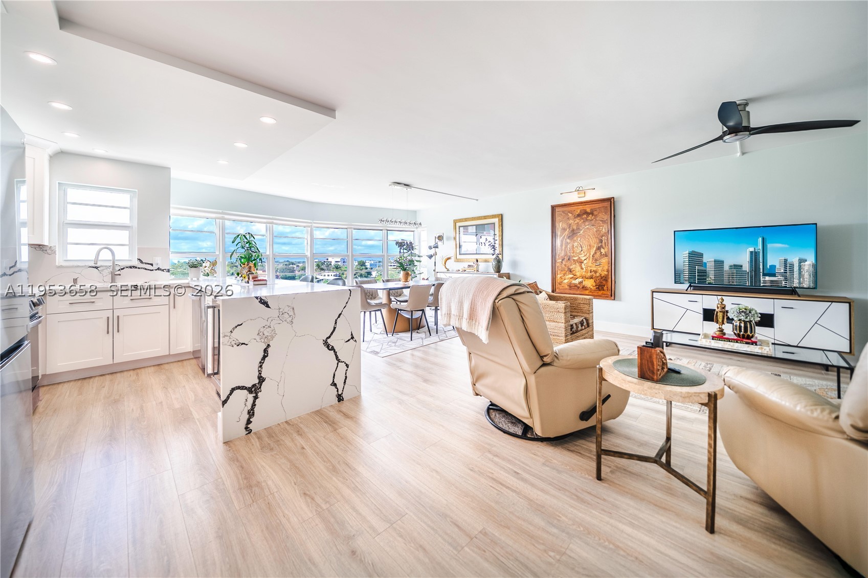 2500 NE 48th Ln #607, Fort Lauderdale FL 33308