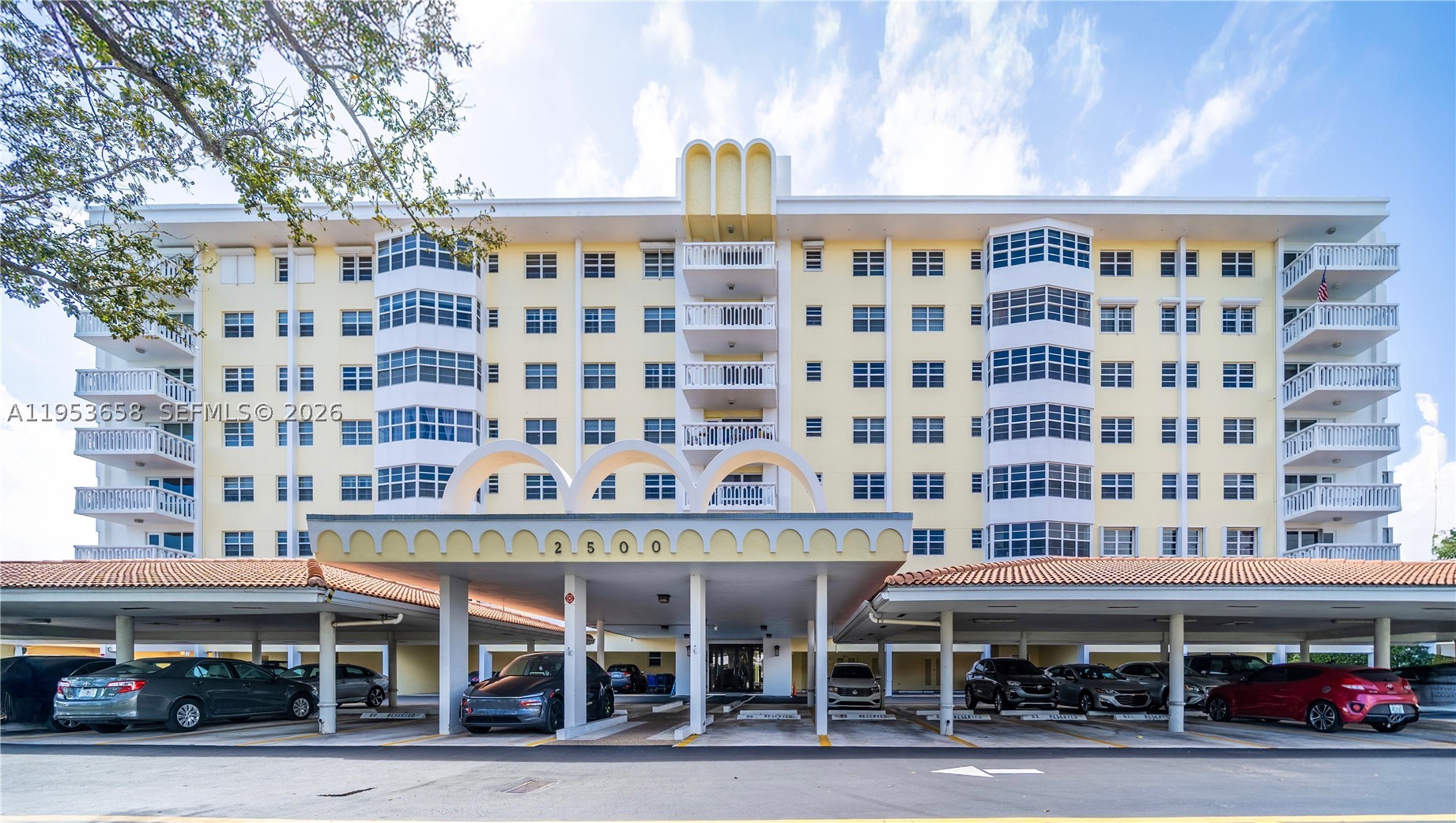 2500 NE 48th Ln #607, Fort Lauderdale FL 33308