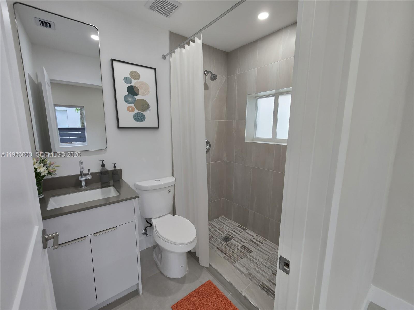 765 NW 45th St, Miami FL 33127