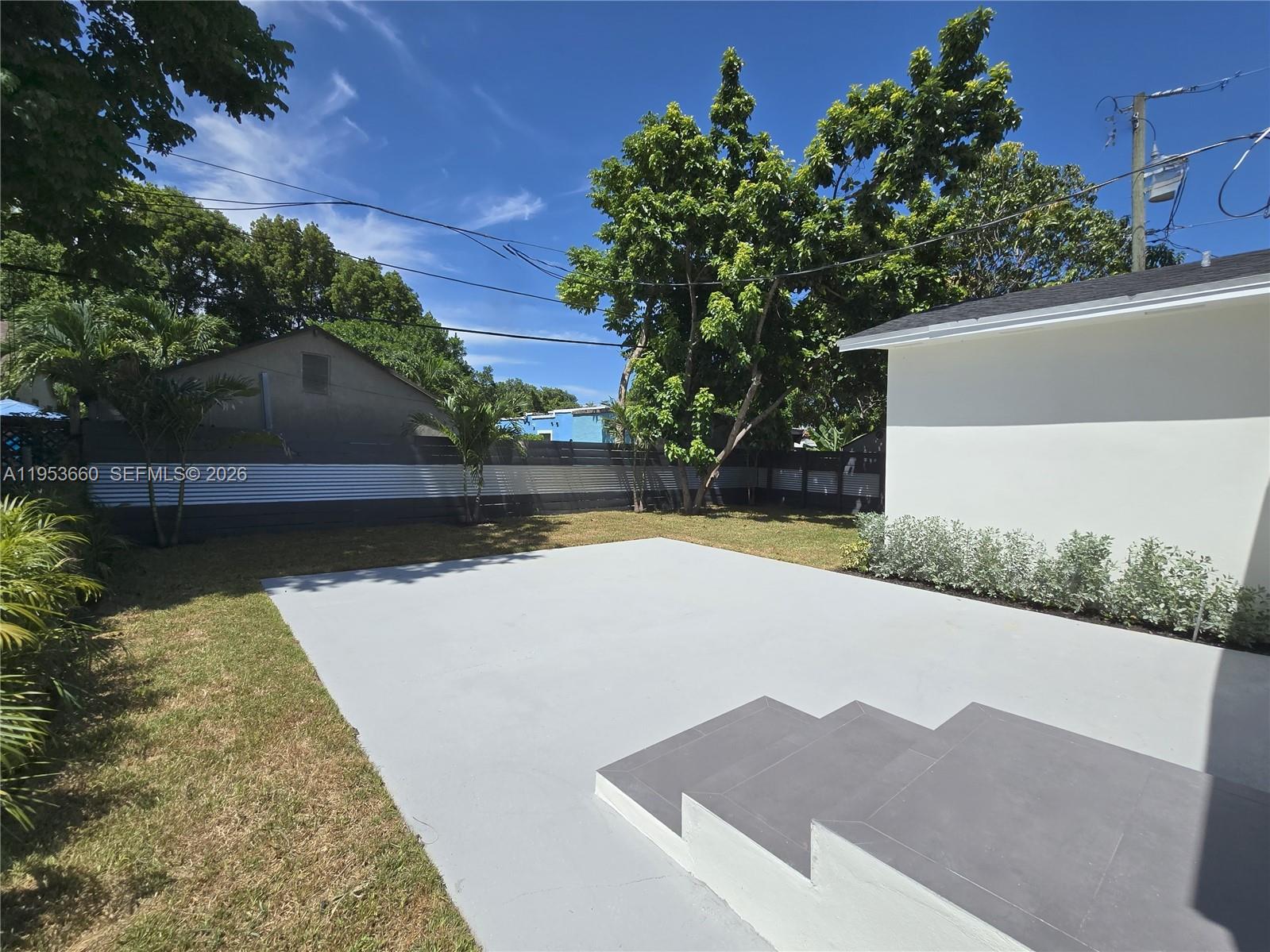765 NW 45th St, Miami FL 33127