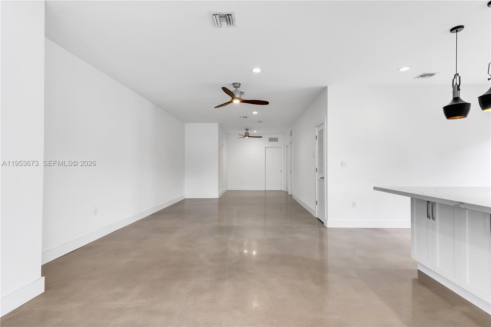 2247 NW 2nd St, Miami FL 33125