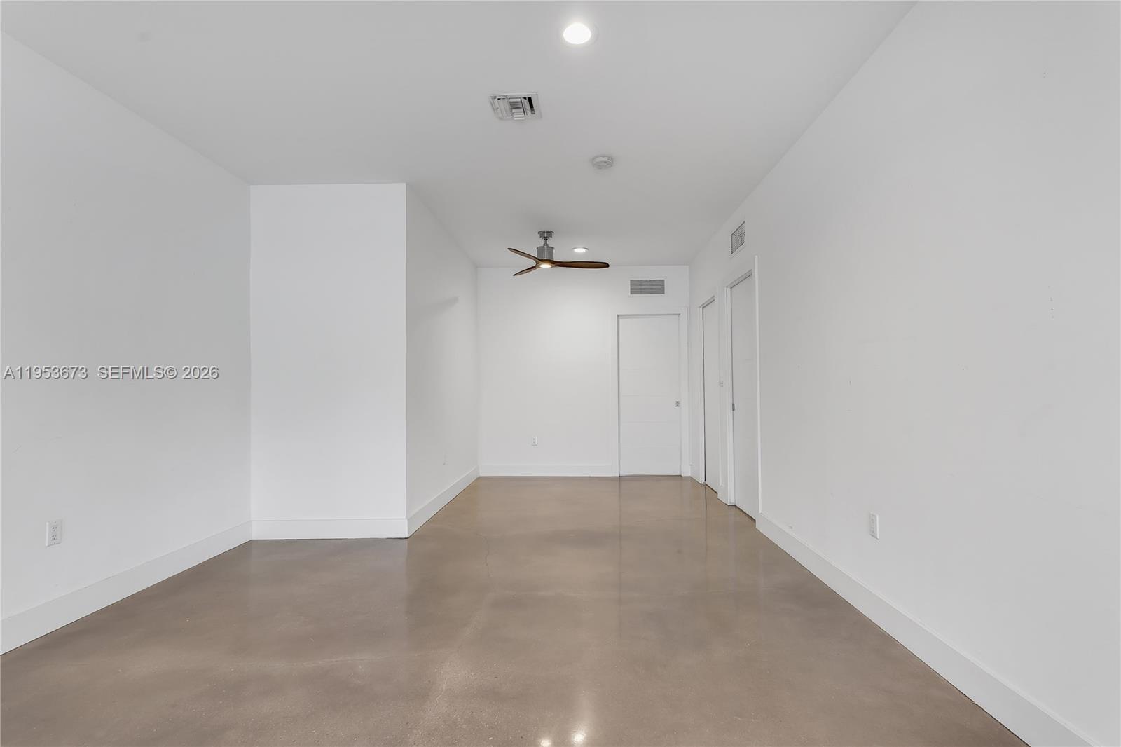 2247 NW 2nd St, Miami FL 33125
