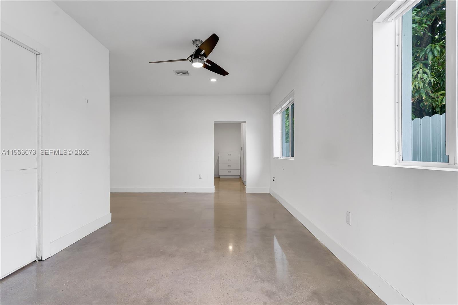 2247 NW 2nd St, Miami FL 33125