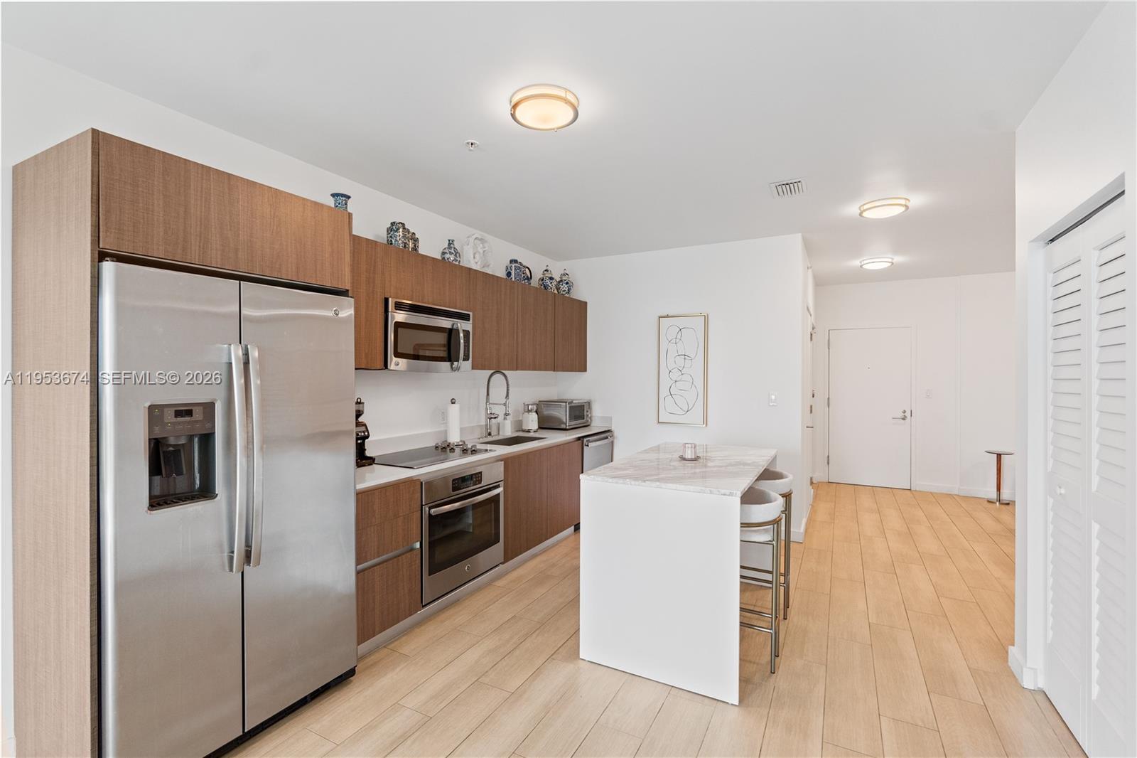 1600 SW 1st Ave #807, Miami FL 33129