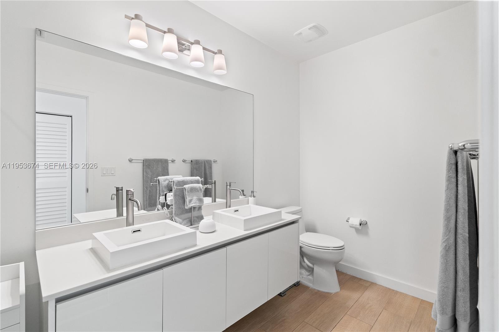 1600 SW 1st Ave #807, Miami FL 33129